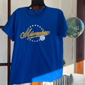 Milwaukee baseball T- shirt Size large